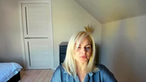 Snapshot of alicee__grace chatting on 19, 2, 2025 Alicee online show from 19, 2, 2025