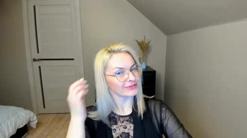 Snapshot of alicee__grace chatting on 26, 2, 2025 Alicee online show from 26, 2, 2025