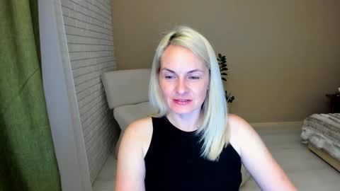 Snapshot of alicee__grace chatting on 21, 9, 2025 Alicee online show from 21, 9, 2025