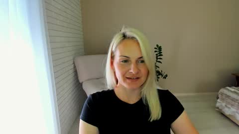 Snapshot of alicee__grace chatting on 23, 9, 2025 Alicee online show from 23, 9, 2025