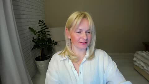 Snapshot of alicee__grace chatting on 17, 2, 2026 Alicee online show from 17, 2, 2026