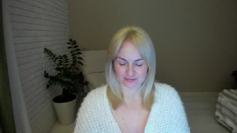 Snapshot of alicee__grace chatting on 4, 3, 2026 Alicee online show from 4, 3, 2026
