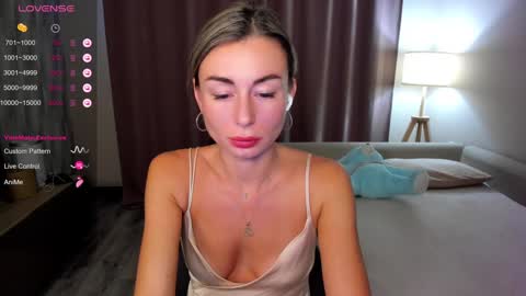 Snapshot of aliceevan chatting on 6, 12, 2024 Daniella online show from 6, 12, 2024