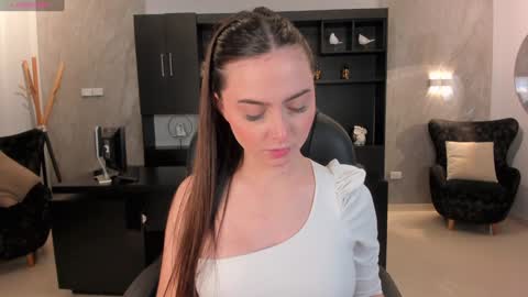 Alice online show from 5, 1, 2025