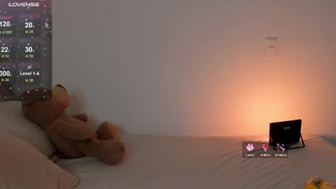 vanessa online show from 23, 9, 2025