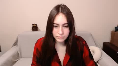 alicekollt online show from 1, 3, 2025