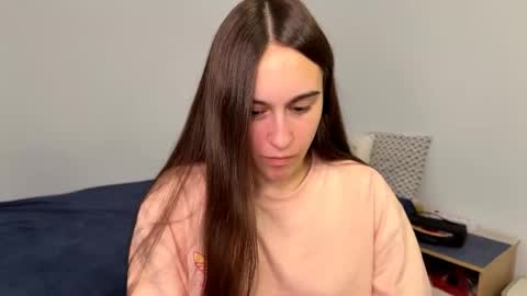 Snapshot of alicekollt chatting on 24, 5, 2026 alicekollt online show from 24, 5, 2026