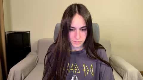 Snapshot of alicekollt chatting on 25, 5, 2026 alicekollt online show from 25, 5, 2026