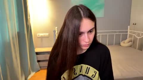 Snapshot of alicekollt chatting on 24, 6, 2026 alicekollt online show from 24, 6, 2026