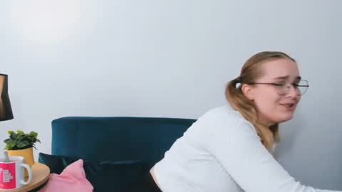 alicesensitive online show from 25, 9, 2025