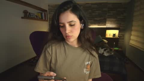 Snapshot of alicewillow chatting on 6, 2, 2026 Alice online show from 6, 2, 2026