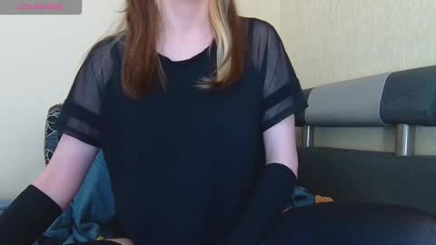 Snapshot of alicewoolfy chatting on 11, 2, 2026 AliceWoolfy online show from 11, 2, 2026