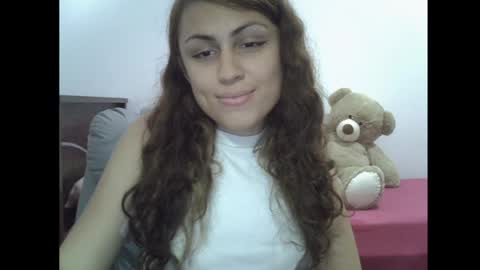 alicia_axiom online show from 6, 4, 2026