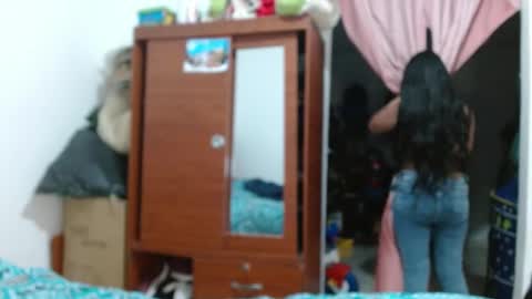 Snapshot of alicia_va chatting on 8, 1, 2025 Alice online show from 8, 1, 2025