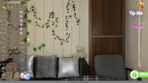 Alicia online show from 12, 4, 2026