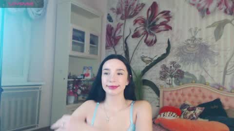 Snapshot of aliciabow chatting on 20, 12, 2024 Veronica online show from 20, 12, 2024