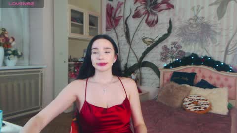 Snapshot of aliciabow chatting on 28, 12, 2024 Veronica online show from 28, 12, 2024