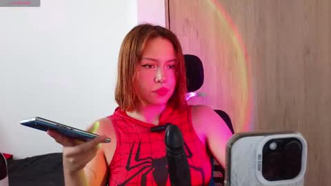 aliciia_23 online show from 13, 4, 2026