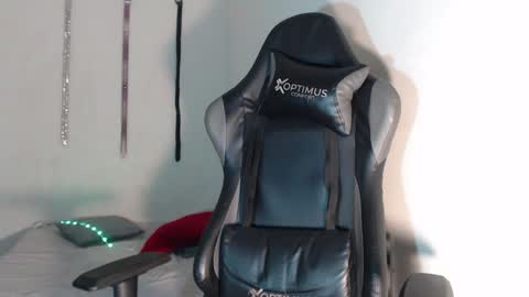 Snapshot of alid_17 chatting on 14, 12, 2024 Alid 17 online show from 14, 12, 2024