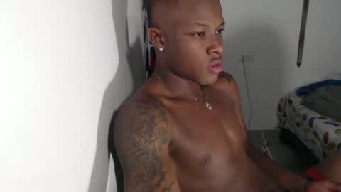 Snapshot of alid_17 chatting on 8, 3, 2025 Alid 17 online show from 8, 3, 2025