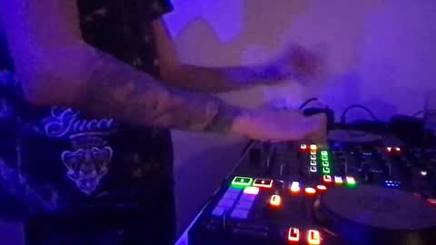 busco rockera online show from 7, 3, 2025