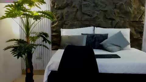 Snapshot of aliice_greco chatting on 18, 7, 2026 Alice online show from 18, 7, 2026