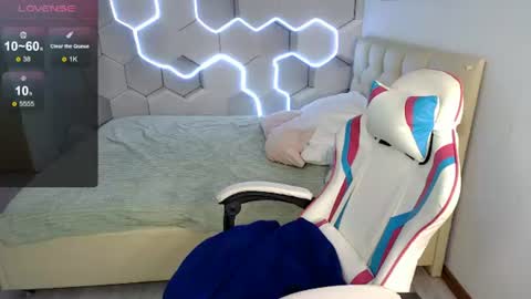 Snapshot of aliicemeow chatting on 27, 6, 2026 aliicemeow online show from 27, 6, 2026