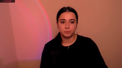 Snapshot of alinaasti_ chatting on 3, 12, 2025 Alina online show from 3, 12, 2025