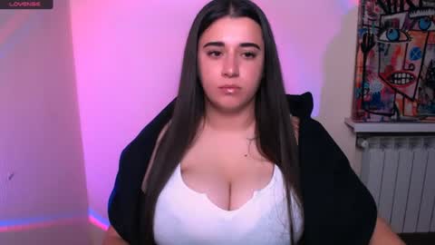Snapshot of alinaasti_ chatting on 23, 7, 2026 Alina online show from 23, 7, 2026