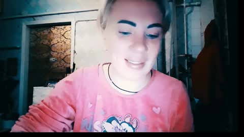 Snapshot of alinafrey_ chatting on 9, 1, 2026 Alina online show from 9, 1, 2026