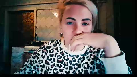 Snapshot of alinafrey_ chatting on 18, 1, 2026 Alina online show from 18, 1, 2026