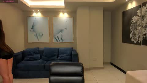 alinakravitz_ online show from 18, 3, 2026