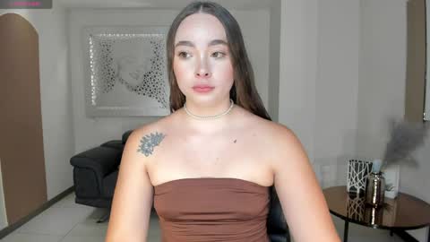 alinakravitz_ online show from 3, 4, 2026