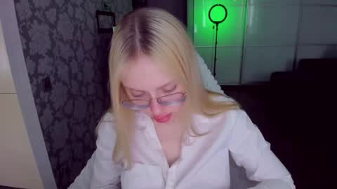 alinaocean online show from 10, 5, 2026