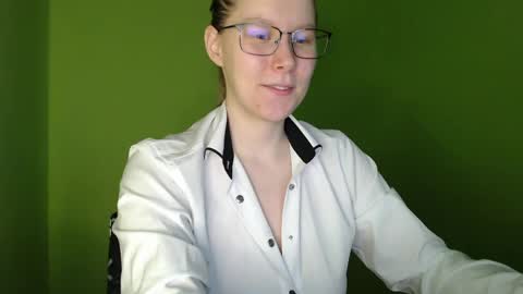 Snapshot of alinasei chatting on 15, 4, 2026 alinasei online show from 15, 4, 2026
