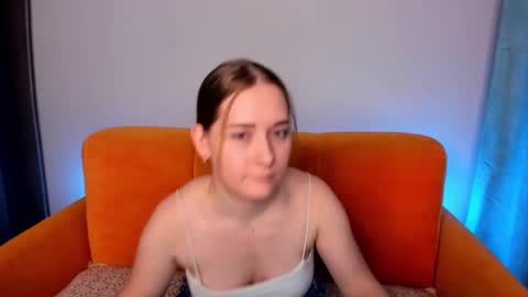Snapshot of alinawise chatting on 3, 2, 2025 alinawise online show from 3, 2, 2025