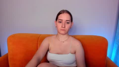 Snapshot of alinawise chatting on 3, 2, 2025 alinawise online show from 3, 2, 2025