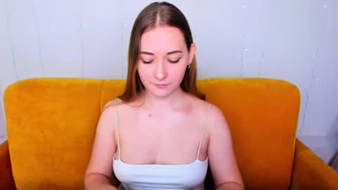 Snapshot of alinawise chatting on 20, 2, 2025 alinawise online show from 20, 2, 2025