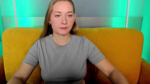 Snapshot of alinawise chatting on 18, 9, 2025 alinawise online show from 18, 9, 2025
