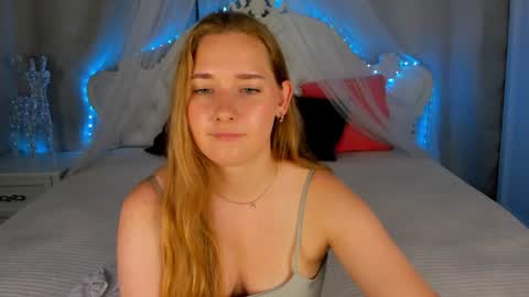 Snapshot of alinawise chatting on 7, 7, 2026 alinawise online show from 7, 7, 2026