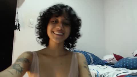 Snapshot of alinawoolf_ chatting on 7, 10, 2025  Ali  online show from 7, 10, 2025