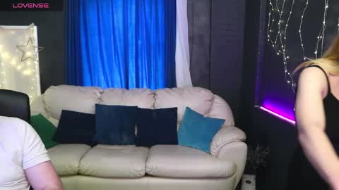 Alisa Aleks online show from 1, 2, 2025