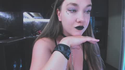 Snapshot of alisaxfox chatting on 4, 7, 2026 Alisa online show from 4, 7, 2026