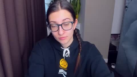 Snapshot of alishamurray chatting on 31, 12, 2024 Alina online show from 31, 12, 2024