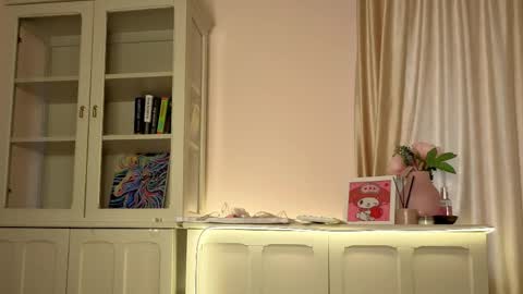 Alisia online show from 31, 3, 2026