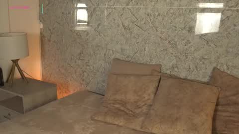 Snapshot of alison222_ chatting on 4, 2, 2026 A L I S O N online show from 4, 2, 2026