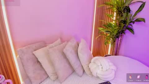 Snapshot of alison_collins_ chatting on 15, 7, 2026 Alison online show from 15, 7, 2026