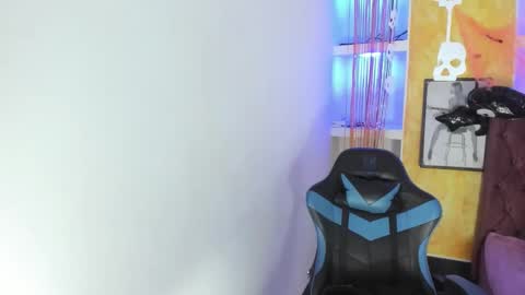 ALISON MOON online show from 1, 11, 2025