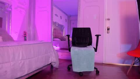 Alison Fishert online show from 31, 1, 2025