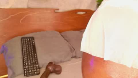 Alison Moon  online show from 7, 3, 2026